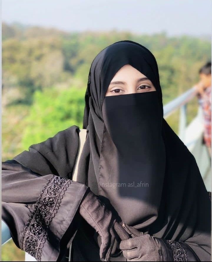 ইসলামিক বোরকা পরা প্রোফাইল পিক | মেয়েদের বোরকা পরা পিক (Islamic Borka Pora Profile Pic | Meyeder Borka Pora Pic)